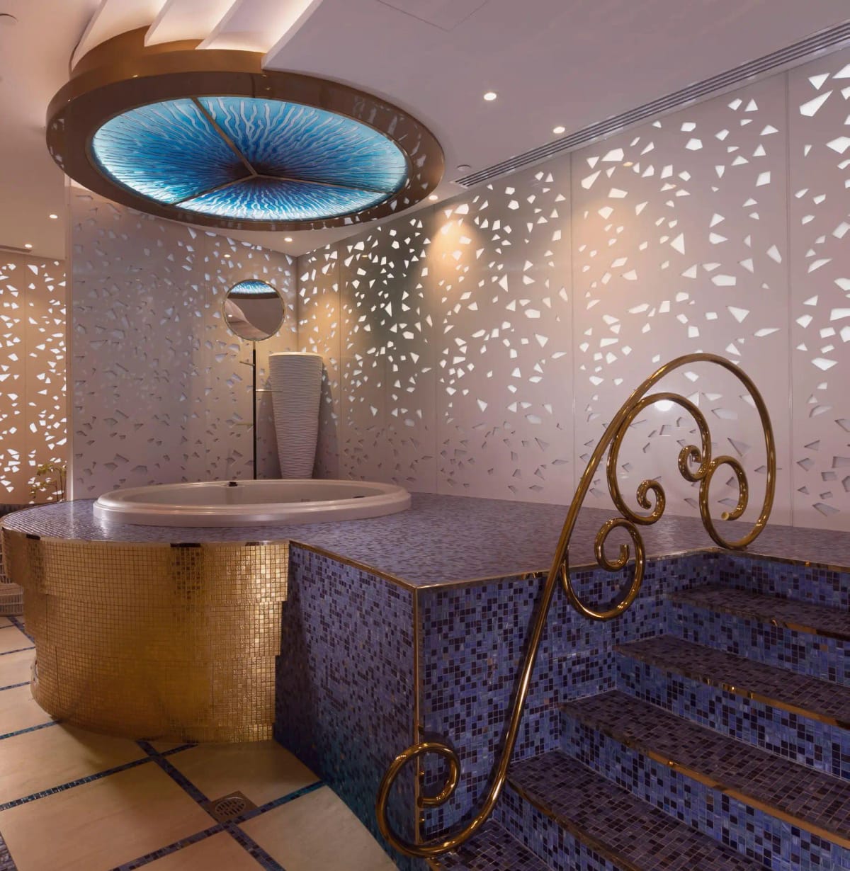 DAMAC "Damac Heights" 2