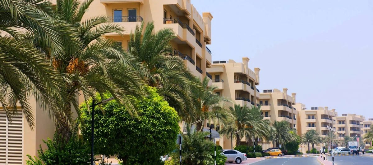 AL HAMRA "Golf Apartments" 4