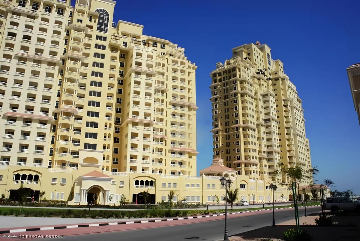 AL HAMRA "Royal Breeze Residences" 5