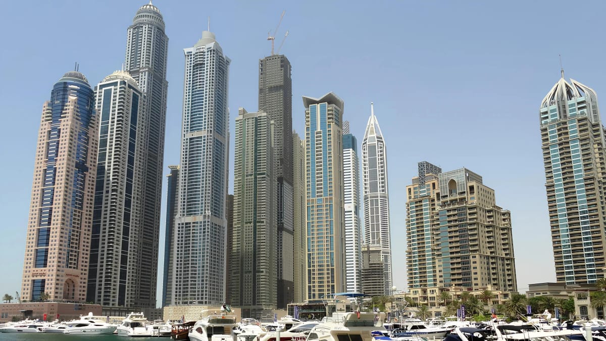 TAMEER HOLDINGS "Princess Tower" 1